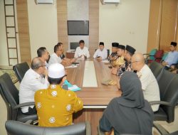 Asisten I Setda Kampar Ahmad Yuzar Pimpin Rapat Pelaksanaan Sholat Idul Fitri 1445 H