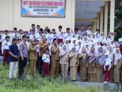 Wakil Bupati Kampar Tinjau SD Rusak dan Terkendala Listrik di Kampung Baru