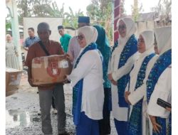 PW BKMT Riau Salurkan Bantuan Korban Kebakaran Di Pasar BOM Pulau Kijang