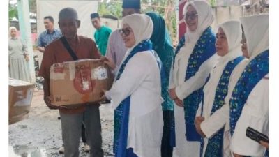 PW BKMT Riau Salurkan Bantuan Korban Kebakaran Di Pasar BOM Pulau Kijang