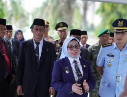 Wabup Misharti Pimpin Ziarah di TMP Kusuma Eka Bakti
