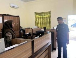 Bupati Kampar Cek Pelaksanaan WFH di DPMPTSP dan Dinas PPKBP3A